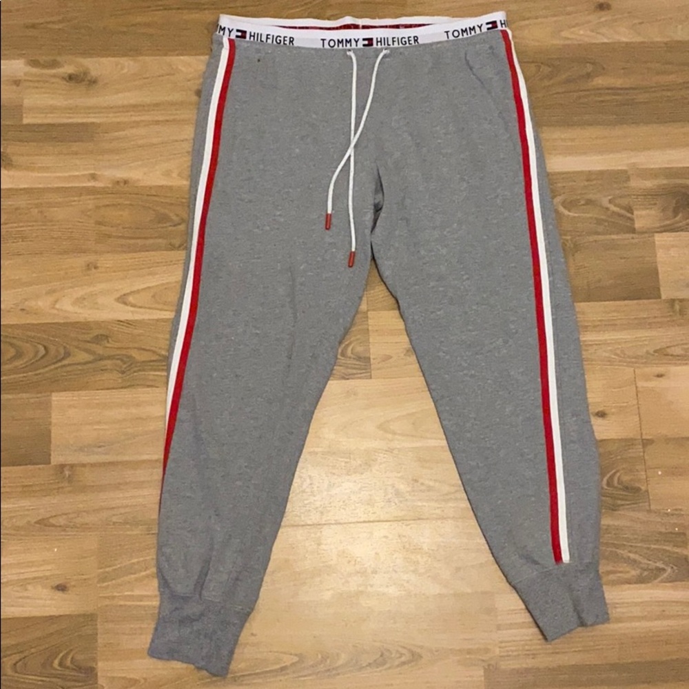 Tommy Hilfiger joggers